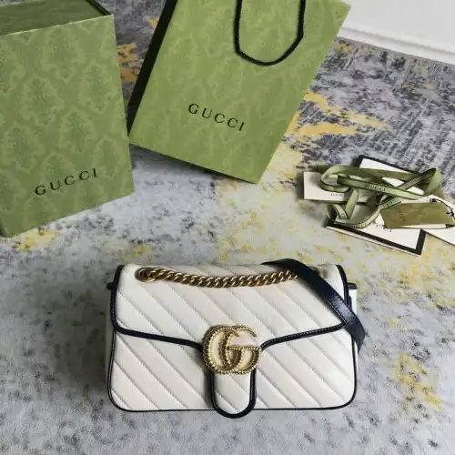 G*u*i bag 2201dj0025
