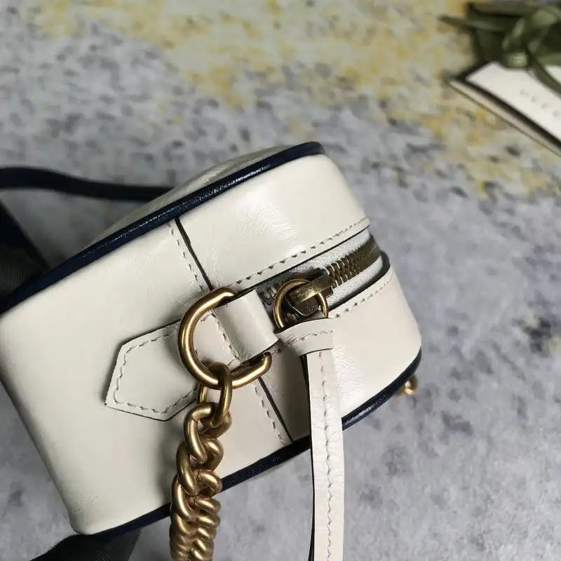 G*u*i bag 2201dj0028