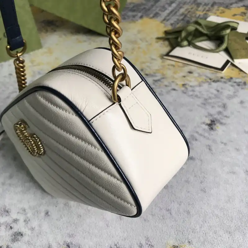 G*u*i bag 2201dj0029