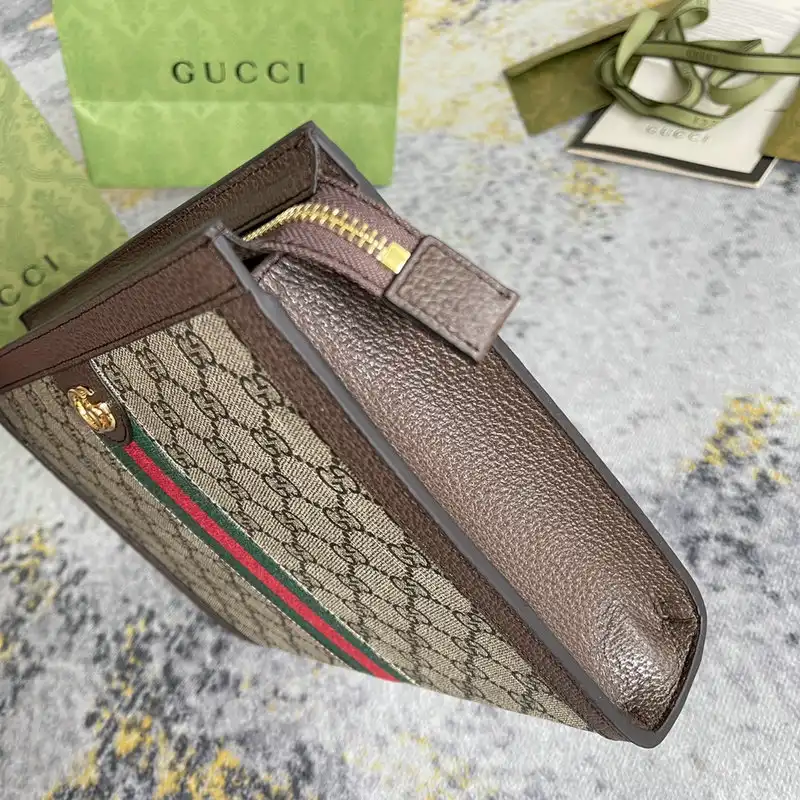 G*u*i bag 2201dj0042
