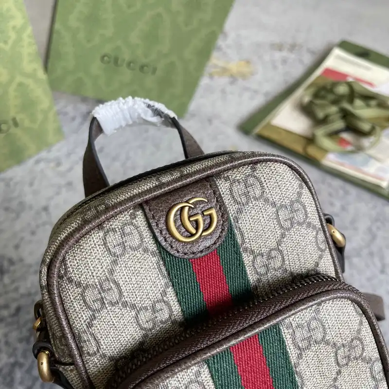 G*u*i bag 2201dj0044