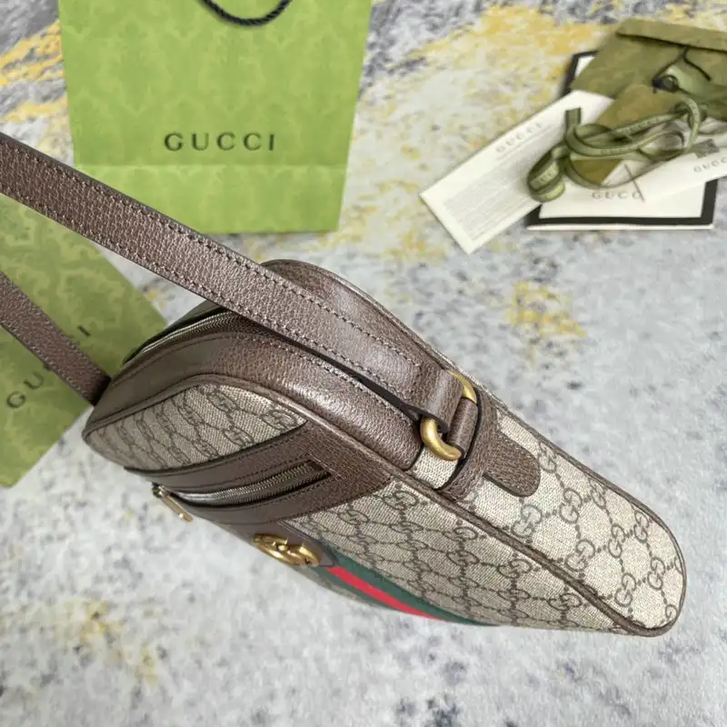 G*u*i bag 2201dj0046