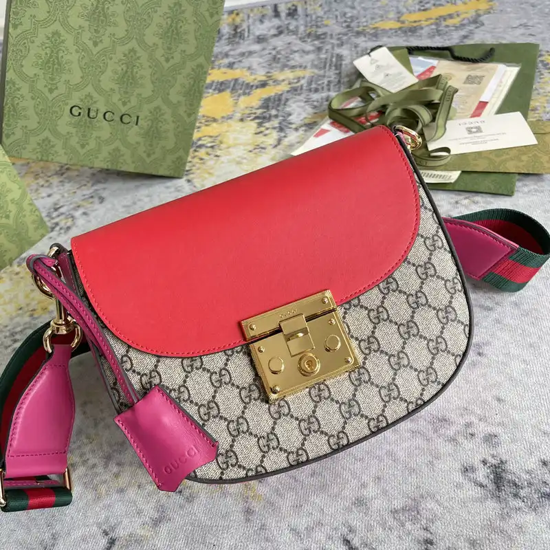 G*u*i bag 2201dj0054
