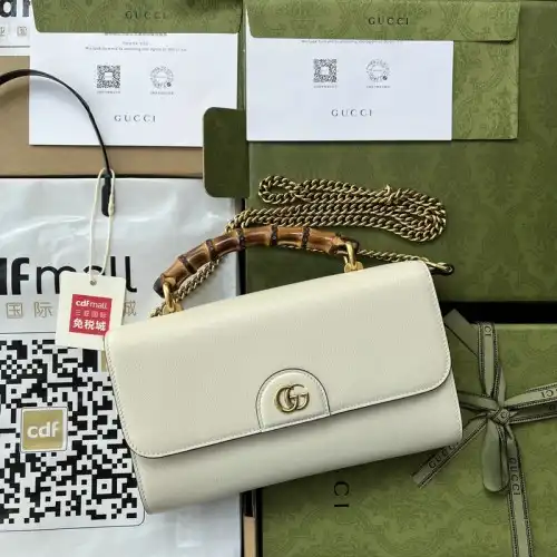 G*u*i bag 2201ya0042