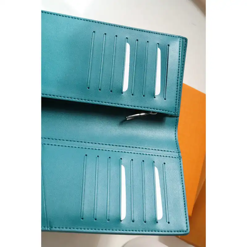 LV Bag 2204DJ0012