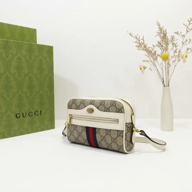 G*u*i bag 2204dj0042