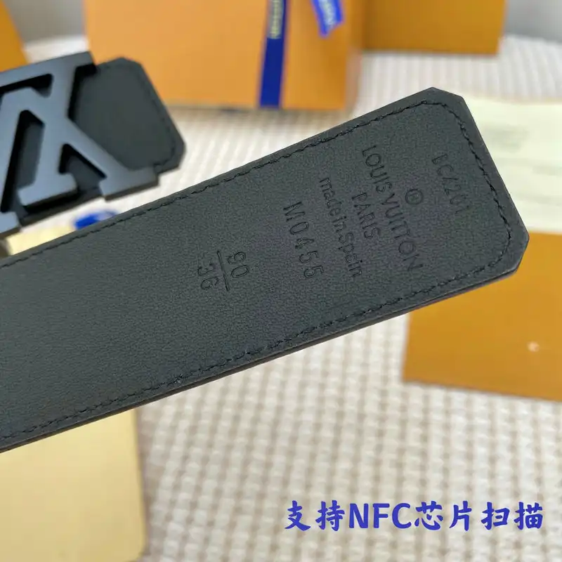 LV Belts 2204XA0140