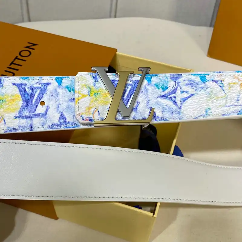 LV Belts 2204XA0233