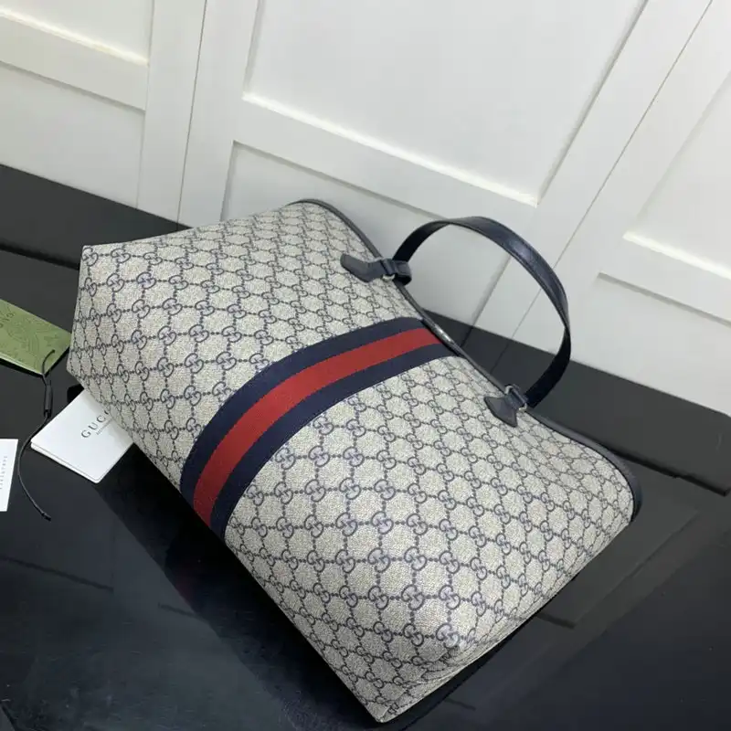 G*u*i bag 2204ya0015