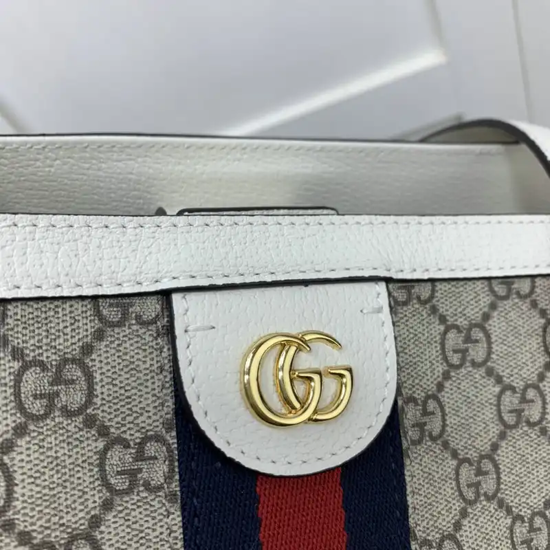 G*u*i bag 2204ya0017