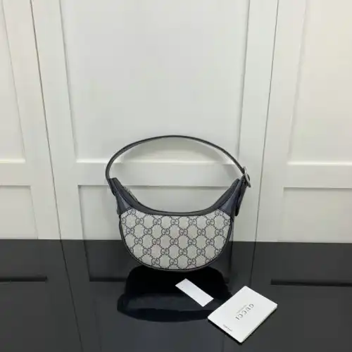 G*u*i bag 2204ya0023