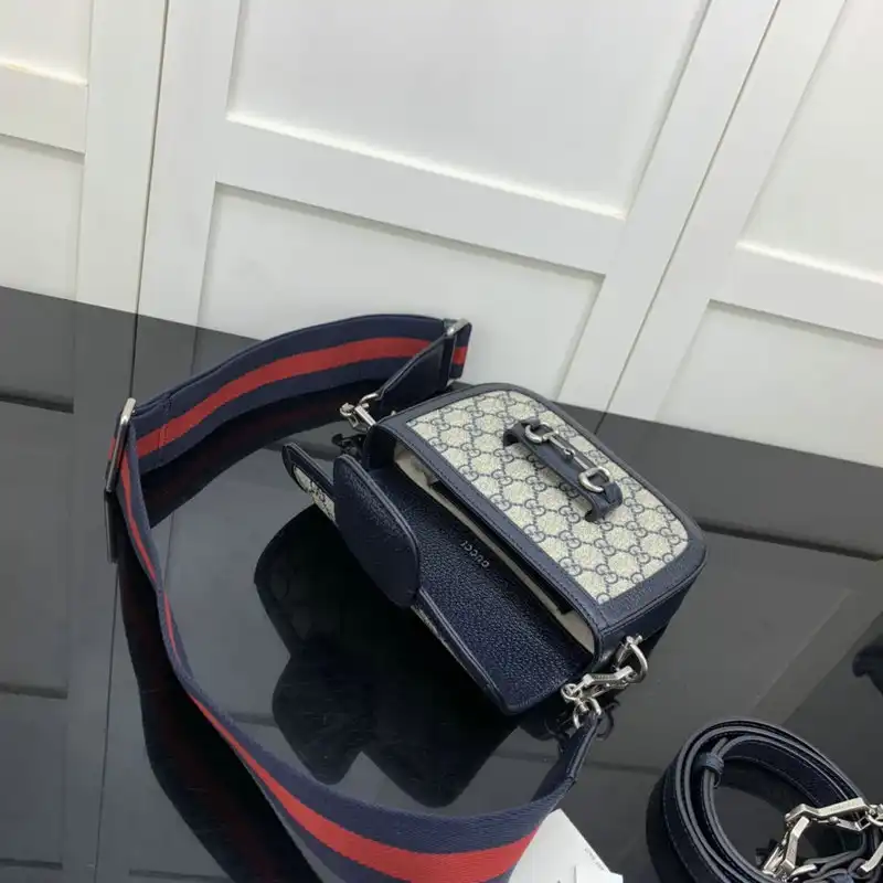 G*u*i bag 2204ya0024