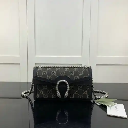 G*u*i bag 2204ya0028
