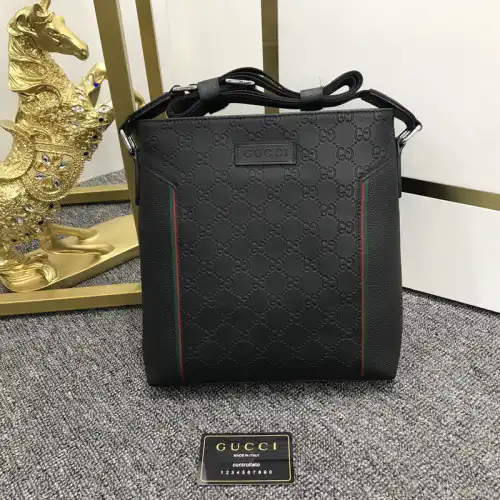 G*u*i bag 2204yz0033