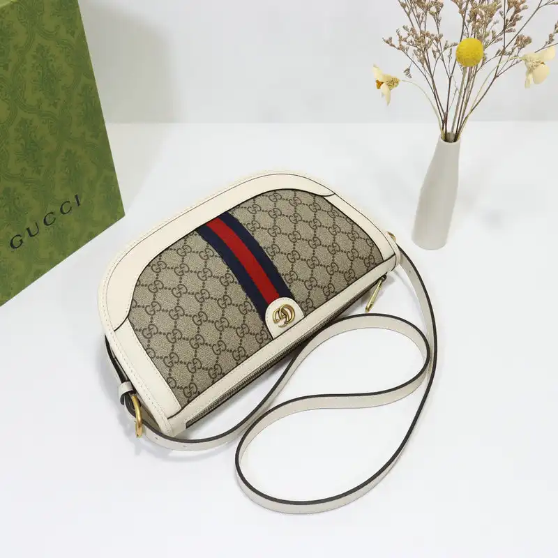 G*u*i bag 2205dj0010