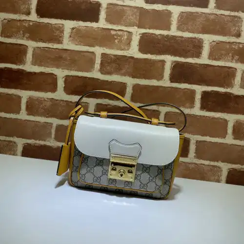 G*u*i bag 2205ya0022