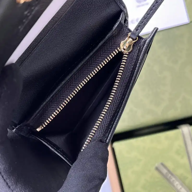 G*u*i bag 2205ya0026