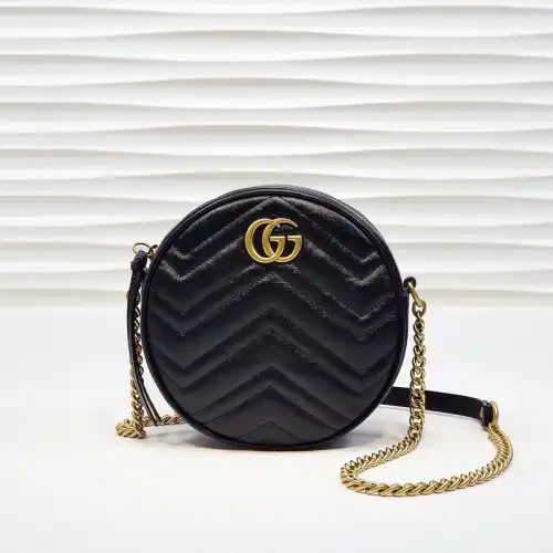 G*u*i bag 2206dj0026