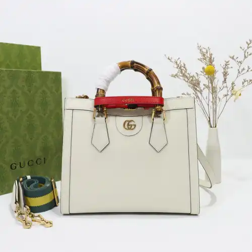 G*u*i bag 2206dj0032