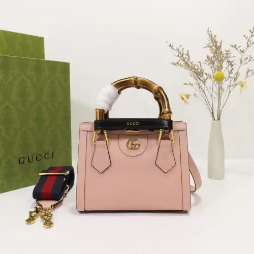 G*u*i bag 2206dj0033