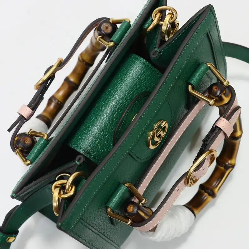 G*u*i bag 2206dj0035