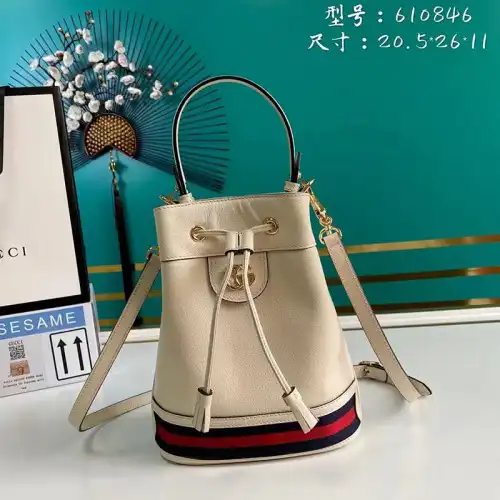 G*u*i bag 2206ht0016