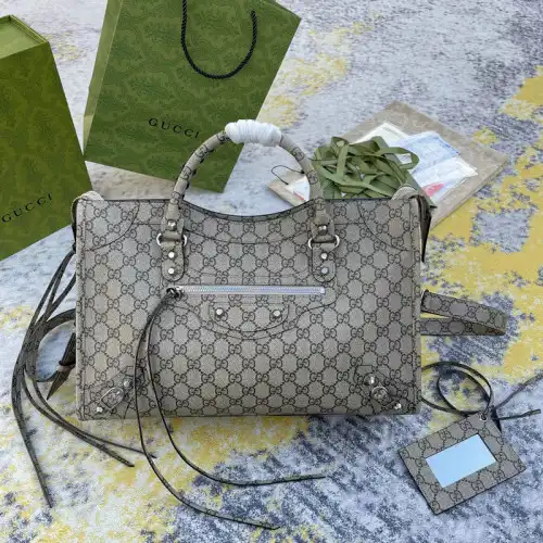 G*u*i bag 2207dj0038