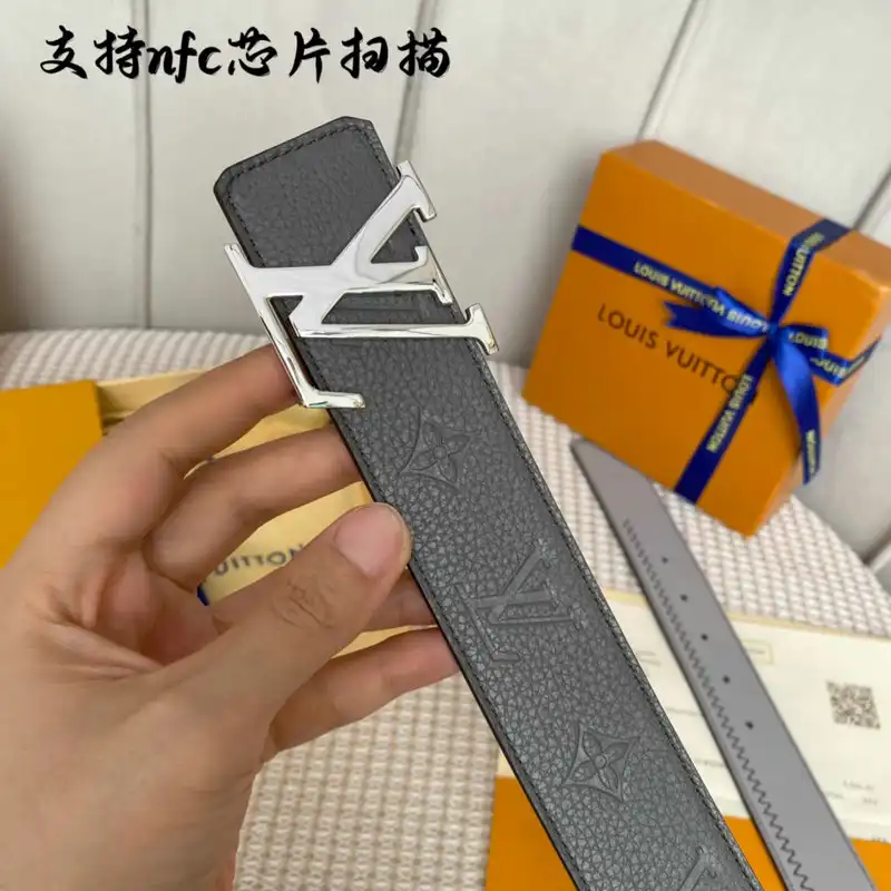 LV Belts 2207XF0042