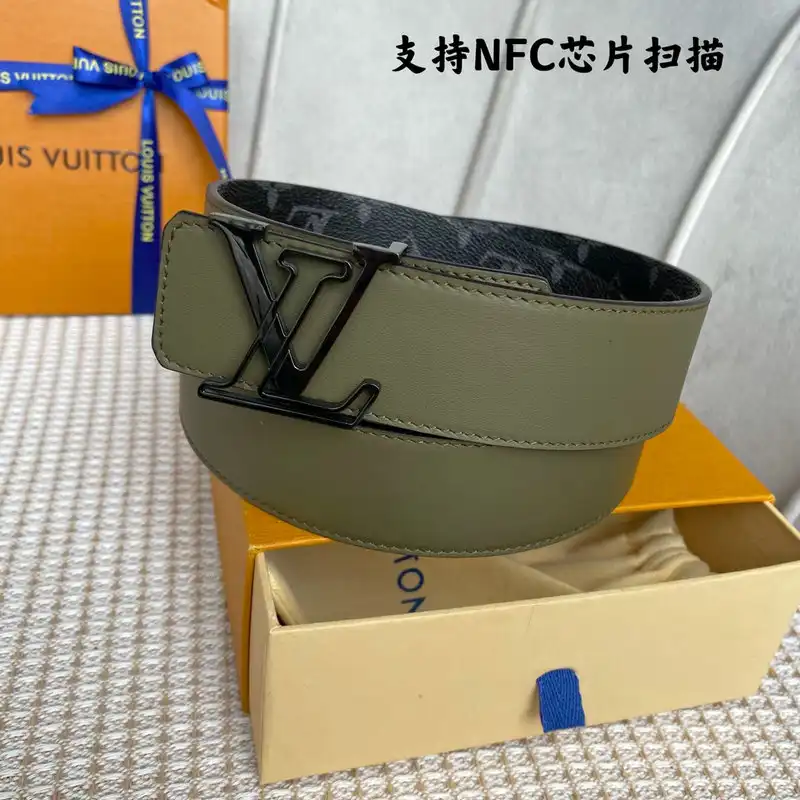 LV Belts 2207XF0090