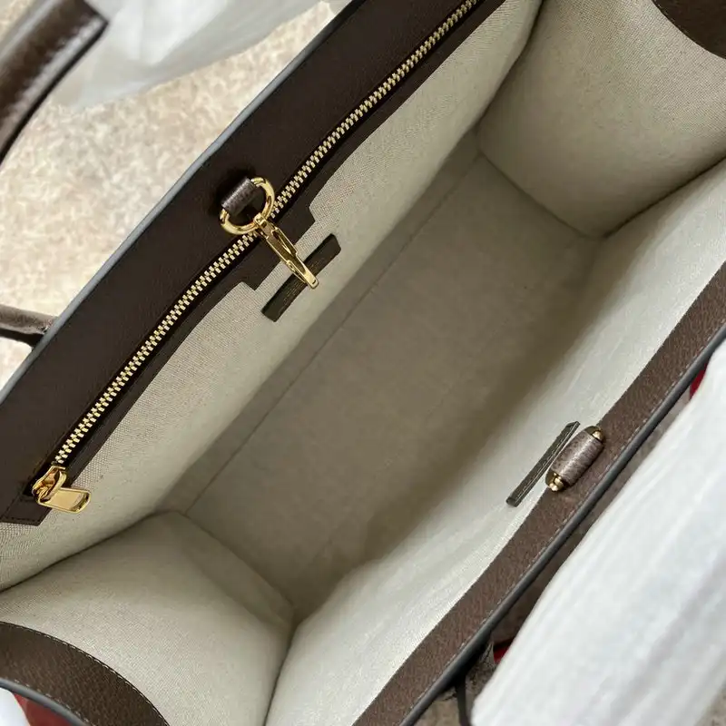 G*u*i bag 2207ya0009