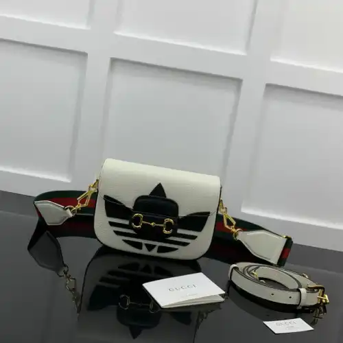 G*u*i bag 2207ya0038