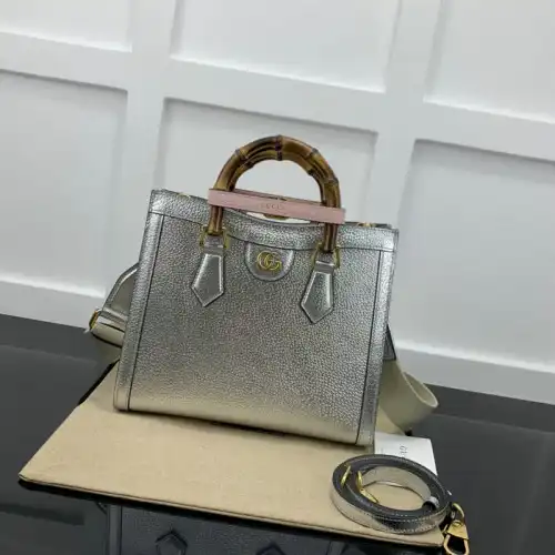 G*u*i bag 2207ya0068