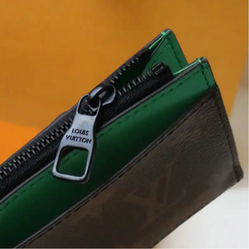 LV Bag 2208DJ0002