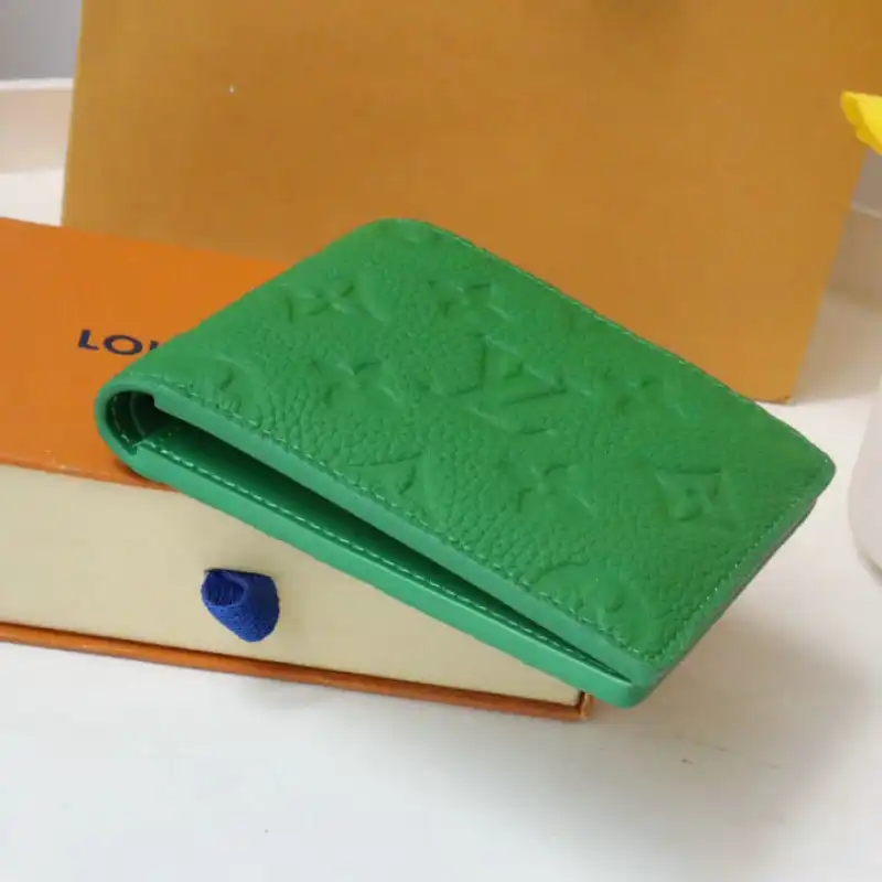LV Bag 2208DJ0021