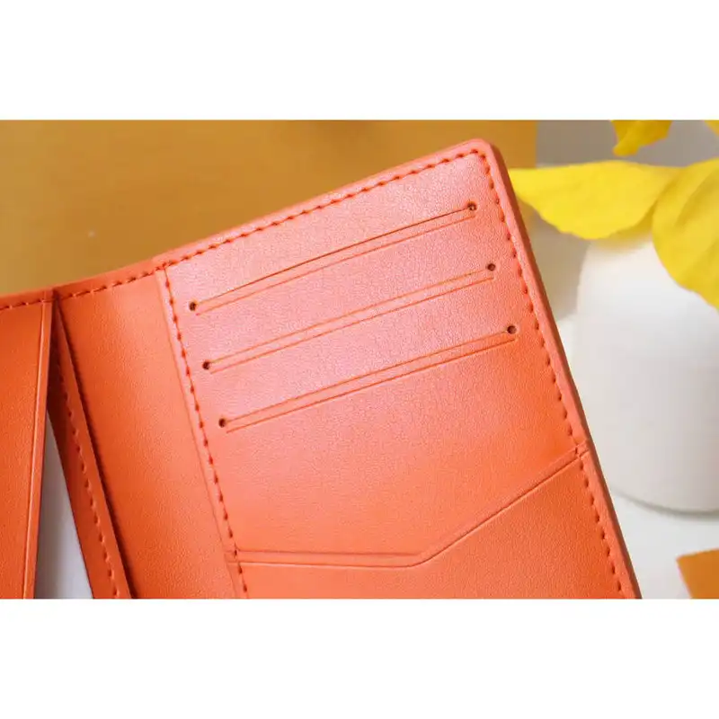 LV Bag 2208DJ0022