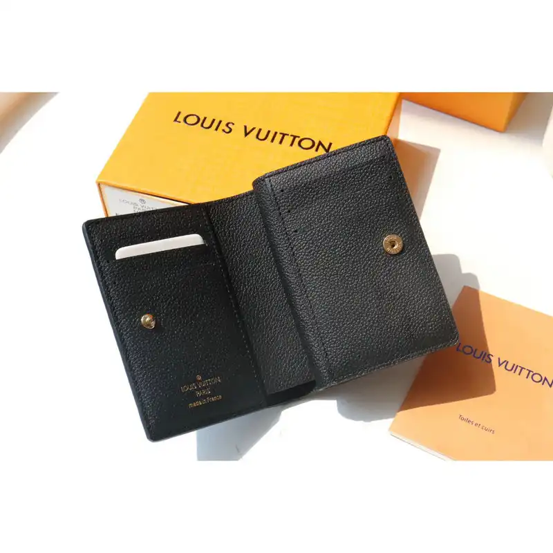 LV Bag 2208DJ0030