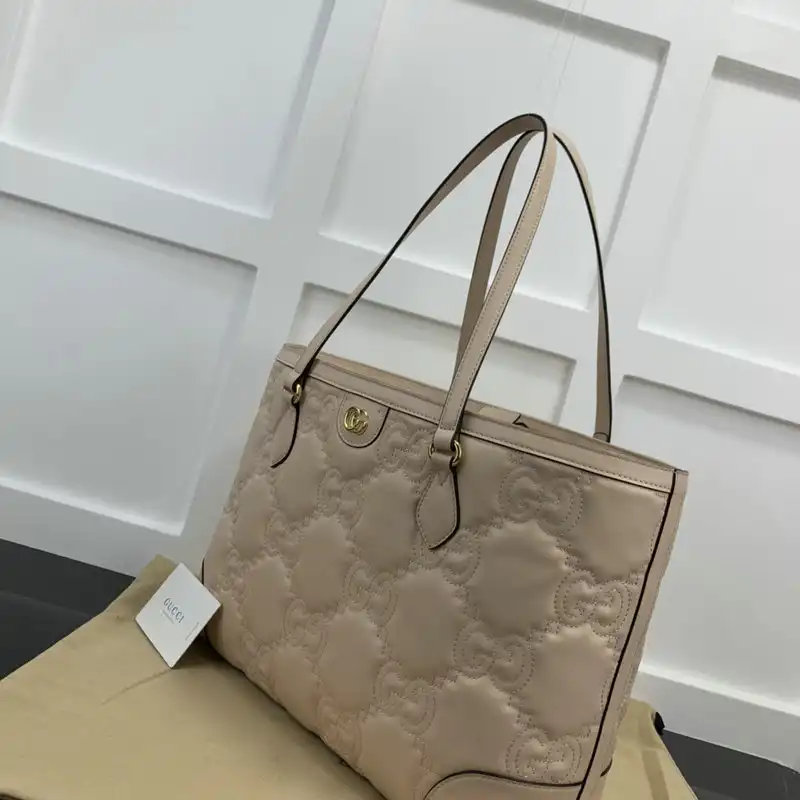 G*u*i bag 2208ya0027