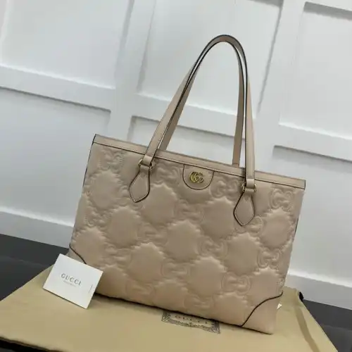 G*u*i bag 2208ya0027