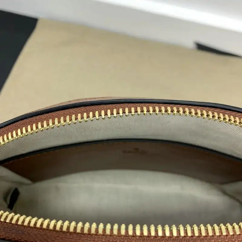 G*u*i bag 2208ya0032
