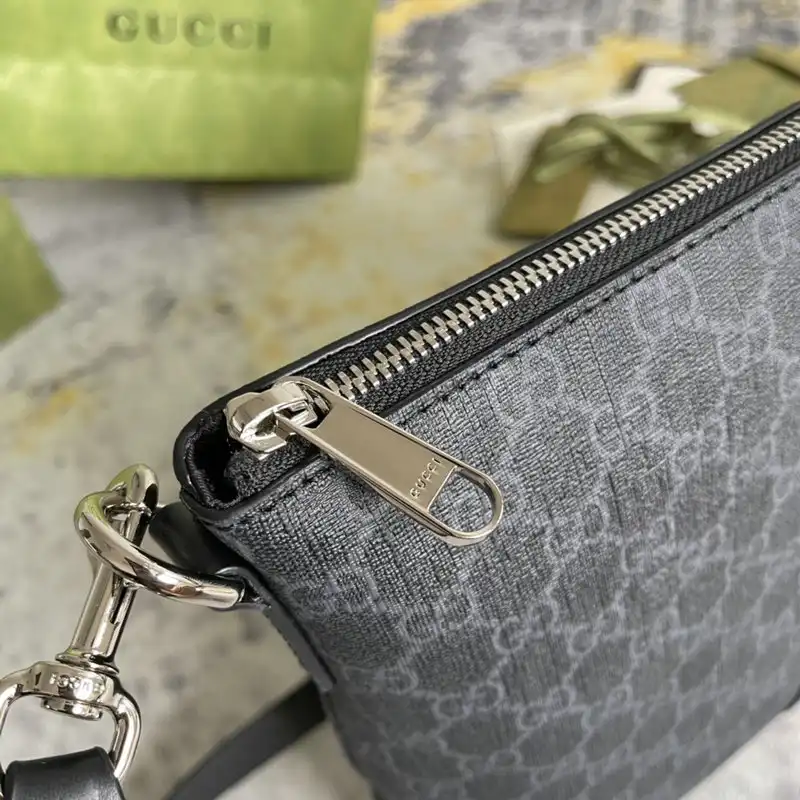 G*u*i bag 2209dj0049