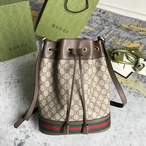 G*u*i bag 2210dj0036