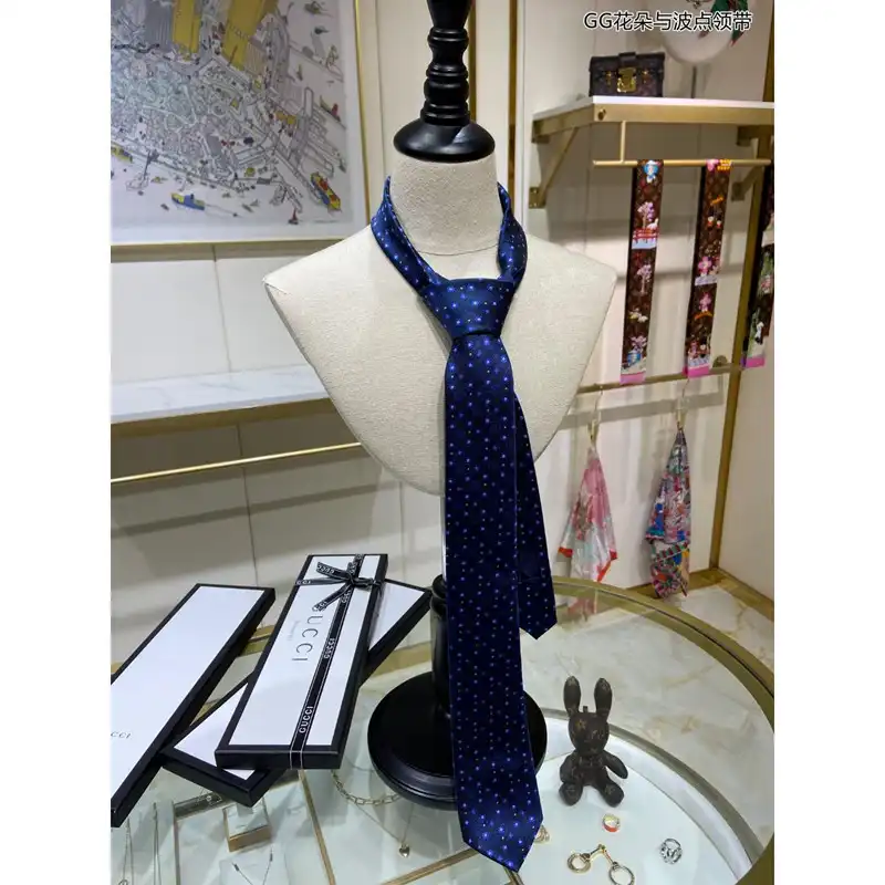 TIES Tie 2210WH0206