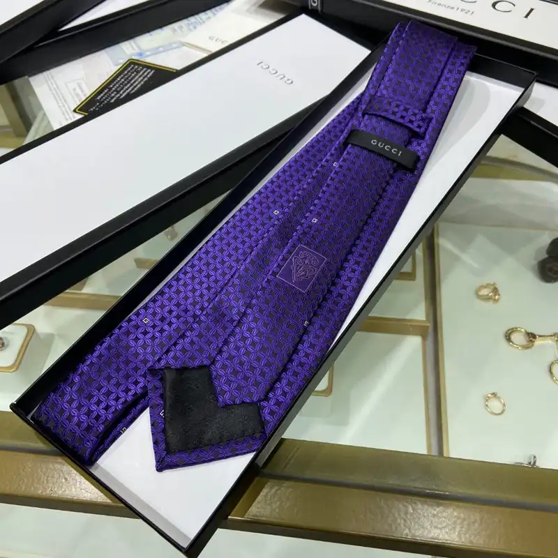 TIES Tie 2210WH0247
