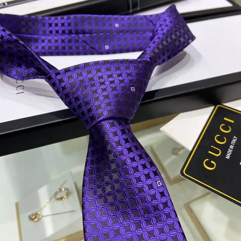 TIES Tie 2210WH0247