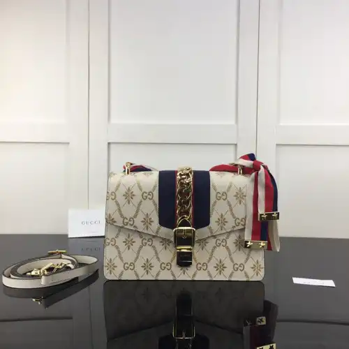 G*u*i bag 2210ya0069