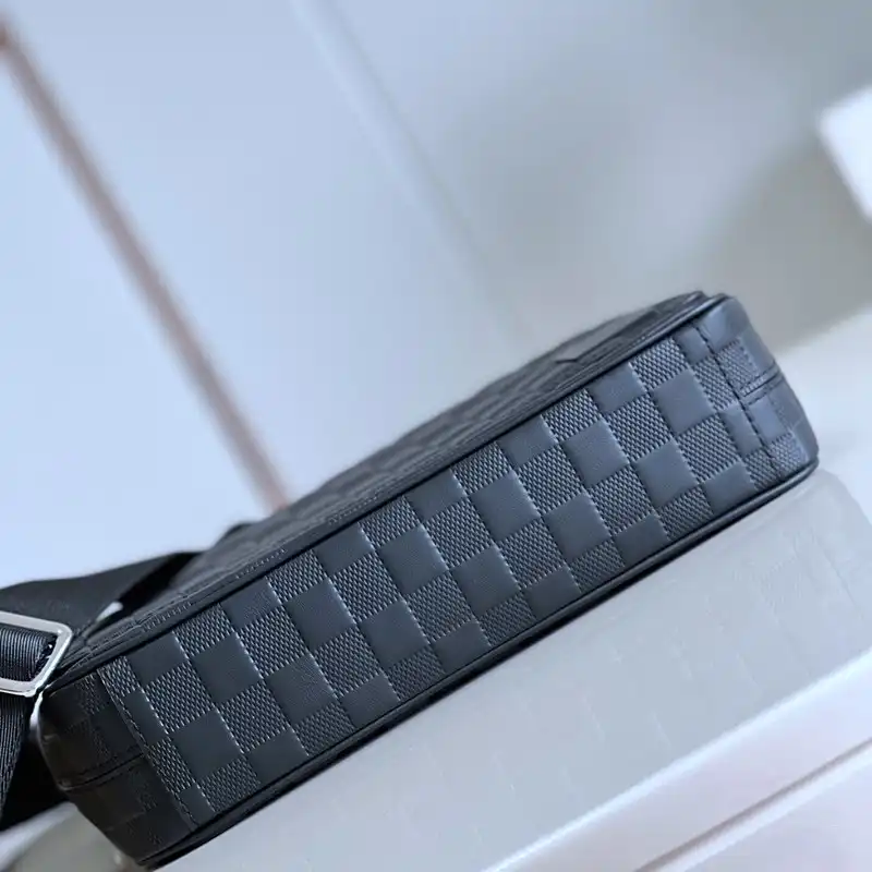 LV Bag 2210YA0090