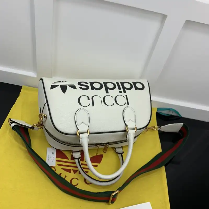 G*u*i bag 2210ya0142