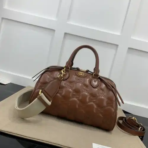 G*u*i bag 2210ya0156