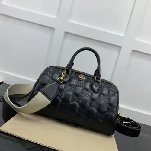 G*u*i bag 2210ya0158