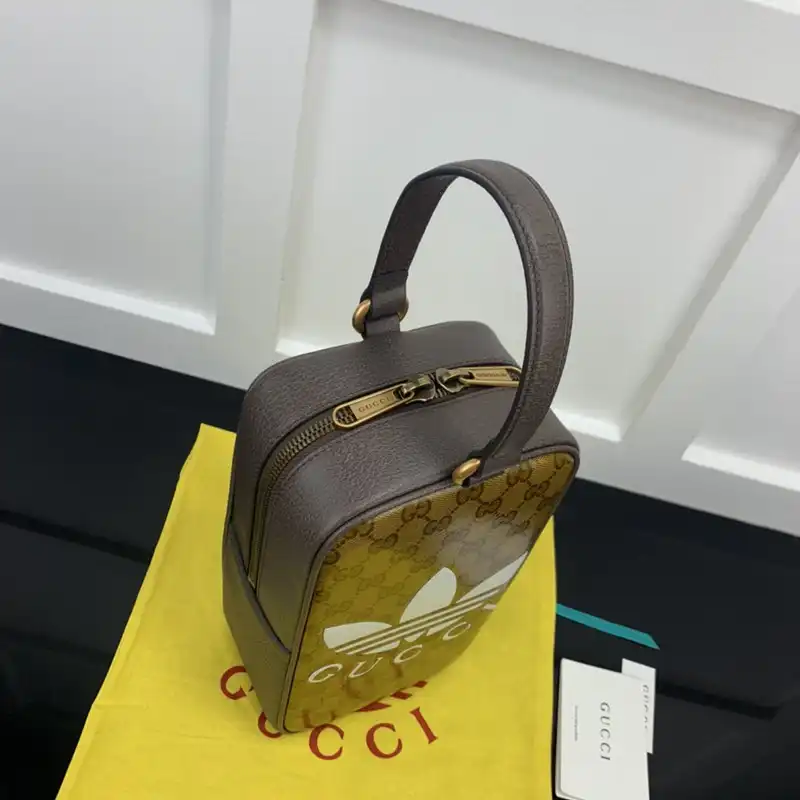 G*u*i bag 2210ya0159